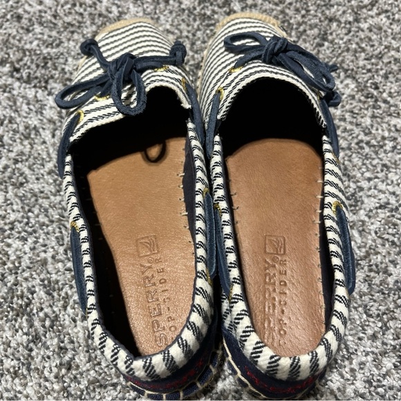 Sperry Slip On Navy Stripe Canvas Boat Shoe Size 7 M Loafers Nautical STS91274 - Picture 5 of 9